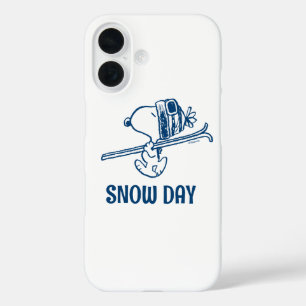 Peanuts   Snoopy Ski Trip iPhone 16 Case
