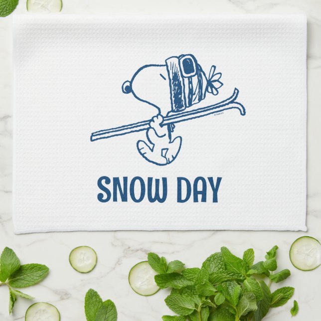 Peanuts | Snoopy Ski Trip Kitchen Towel (Folded)