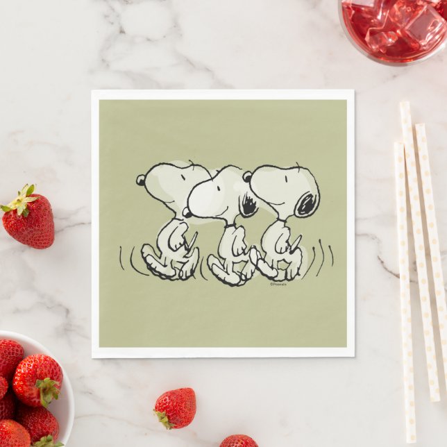 Peanuts | Snoopy Walking Tall Napkin (Insitu)