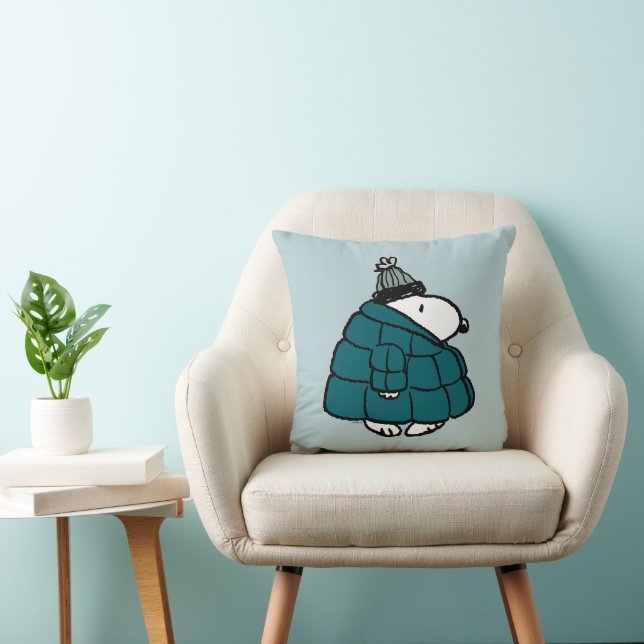 Peanuts | Snoopy Winter Puffer Jacket Throw Pillow (Chair)
