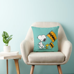 Peanuts   Snoopy & Woodstock Flags Throw Pillow