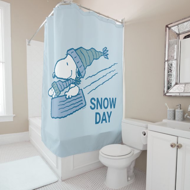 Peanuts | Snoopy & Woodstock Sledding (In Situ)