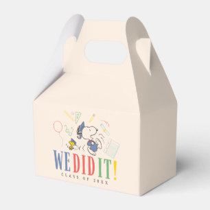 Peanuts Snoopy Woodstock We Did It Graduation Cap Favor Box