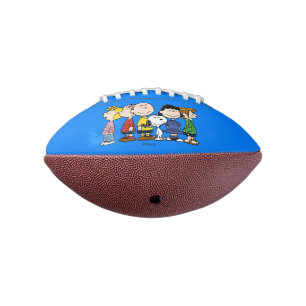 Peanuts   The Peanuts Gang Together Football