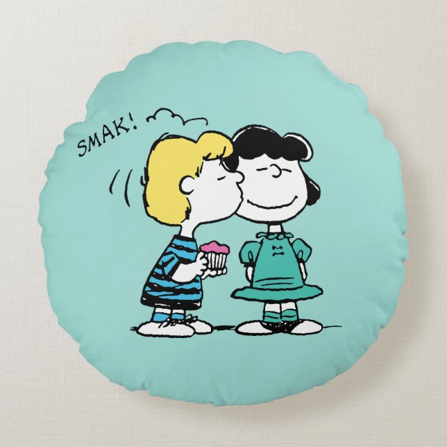 Peanuts | Valentine's Day | Lucy & Schroeder Kiss Round Pillow (Front)