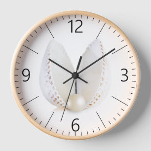 Pearl and seashell clock