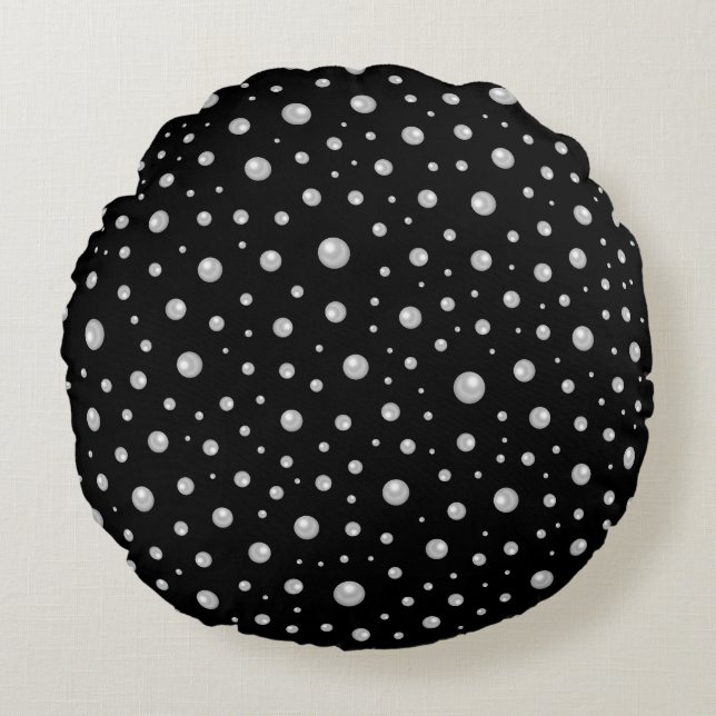 Pearl Pattern on Black Background Round Pillow (Front)