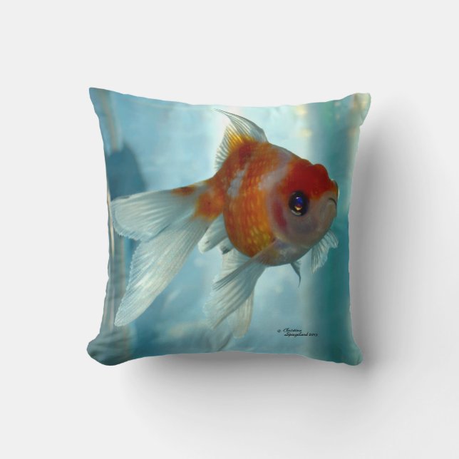 Pearlscale Oranda Goldfish Pillow (Front)