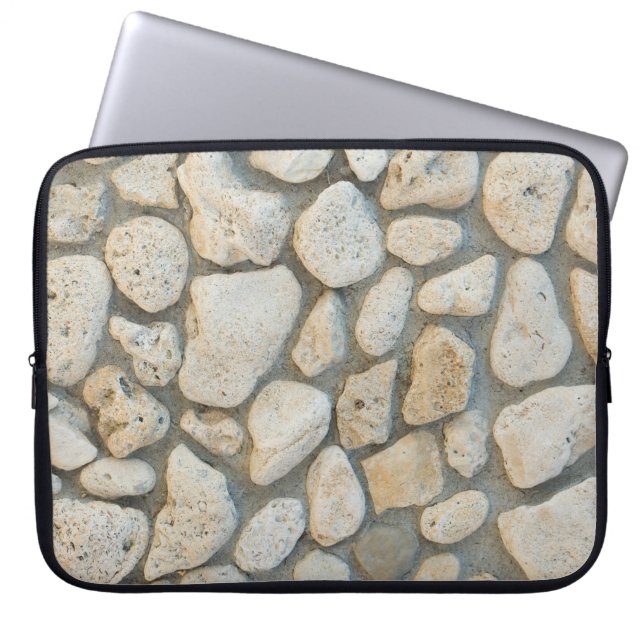 Pebble pattern laptop sleeve (Front)