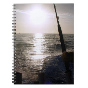 Pêche au carnet de coucher du soleil