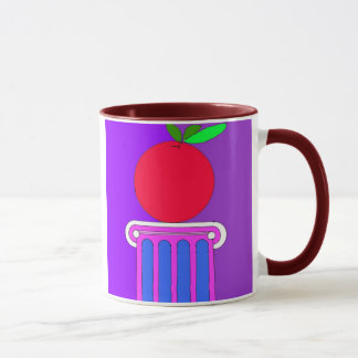 pedastal avec la tasse de pomme