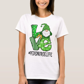 Peds Nurse Love St Patricks Day Green Lucky Gnome T-Shirt