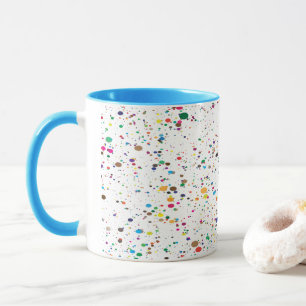 Peignez les tasses d'éclaboussure