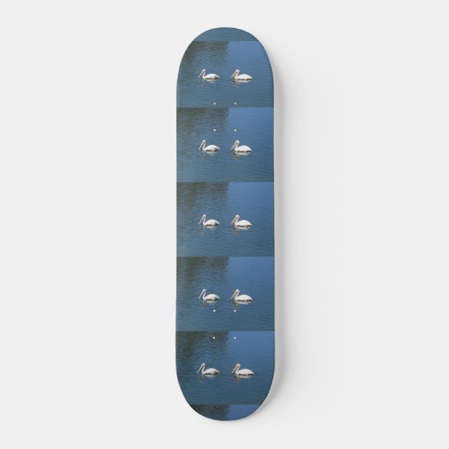 pelican pair skateboard (Front)