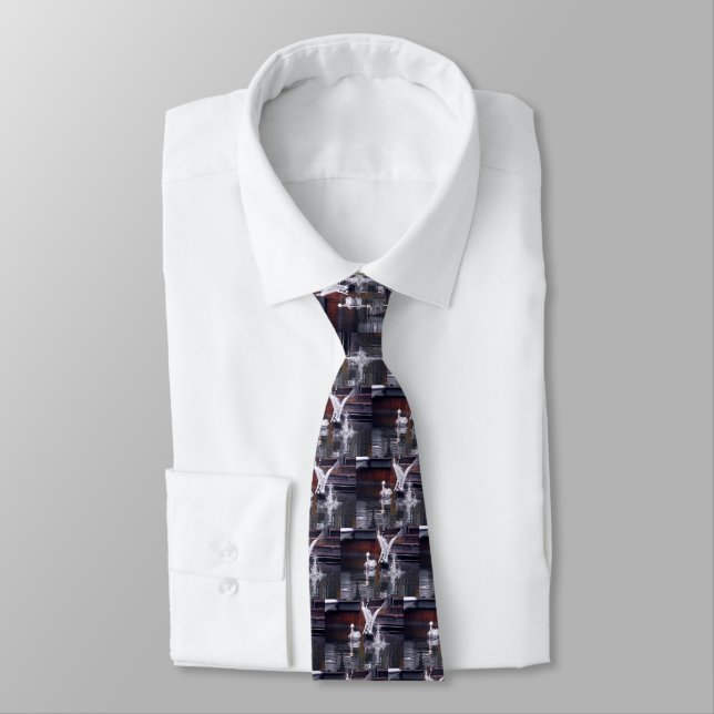 Pelican Takeoff Tie (Tied)