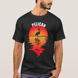 Pelican Vintage Sunset Animal Tropical Bird Pelica T-Shirt