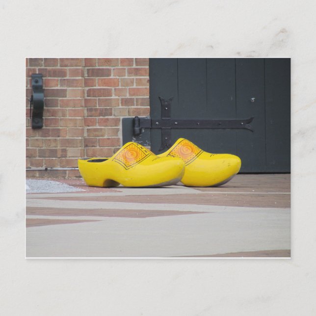 Pella, Iowa, Yellow Wooden Dutch Shoes Postcard (Front)