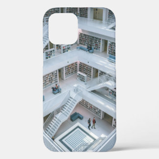 PEOPLE WALKING INSIDE LIBRARY iPhone 12 CASE