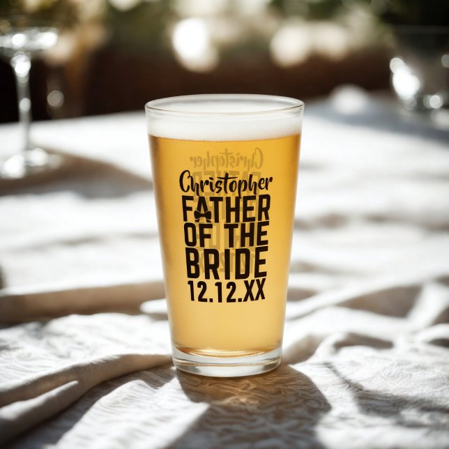 Père de la Mariée Verre Cadeau de Mariage pour les (Treat the Father of the Bride to this glass with his name and your wedding date. )