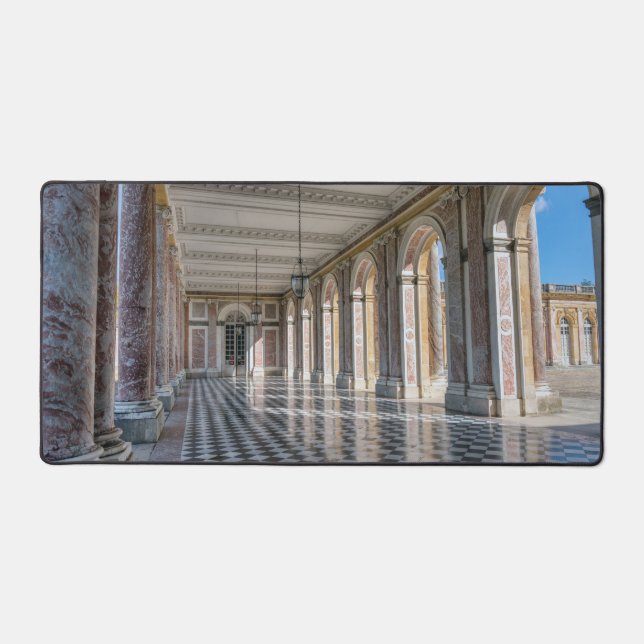 péristyle du Grand Trianon dans le palais de Versa (Recto)