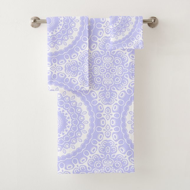 Periwinkle Dream Mandala Pattern Bath Towel Set (Insitu)