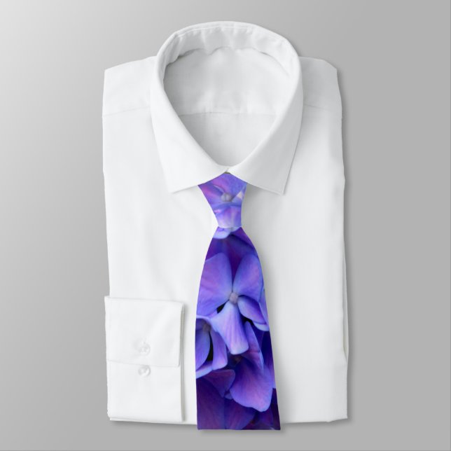 Periwinkle hydrangeas purple flowers blue flowers tie (Tied)