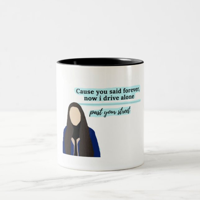 permis de conduire par olivia rodrigo mug (Centre)