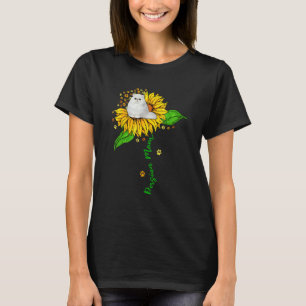Persian Mom Cute Cat On Sunflower Paws Lover Mothe T-Shirt