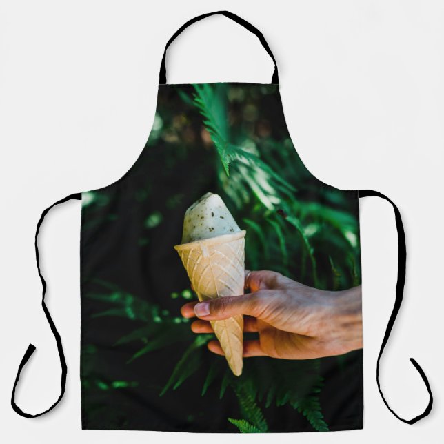 Person holding ice cream apron (Front)