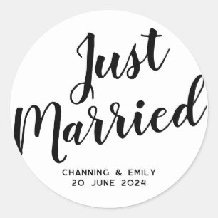 Personalised Newlywed Honeymoon Just Married Classic Round Sticker