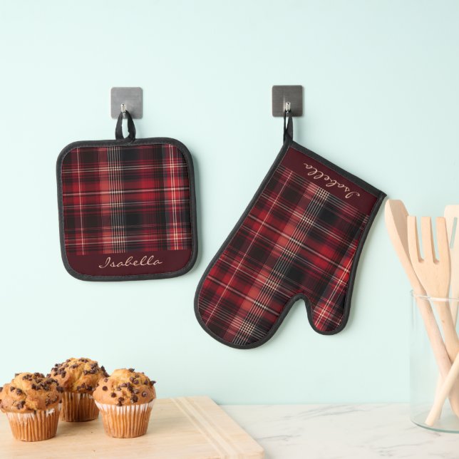 Personalized Black Red White Scottish Tartan  Oven Mitt & Pot Holder Set (Insitu(Hanging))