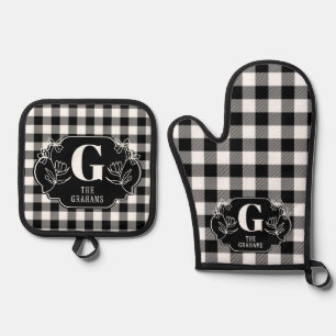 Personalized Black & White Buffalo Check Oven Mitt & Pot Holder Set
