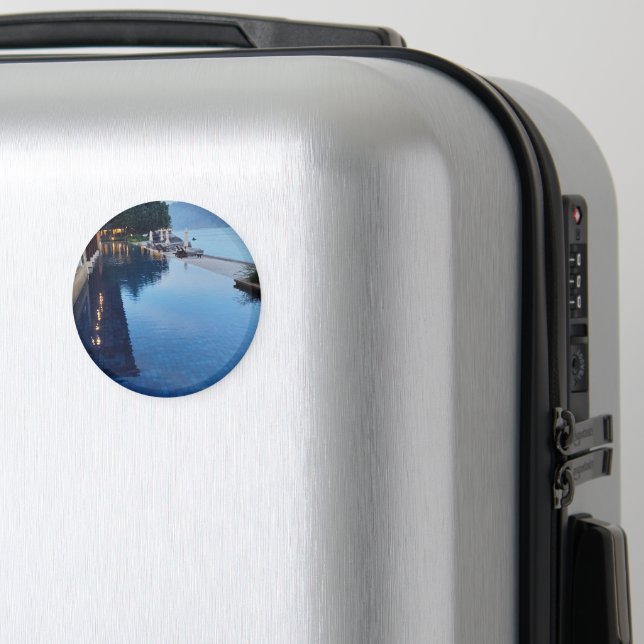 Personalized Custom Magnet (In Situ (Luggage))