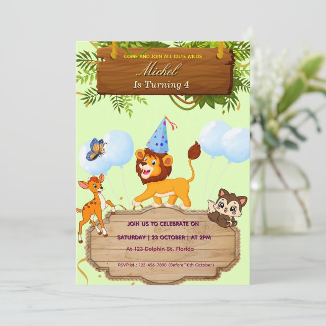 Personalized Cute Safari Birthday Party Invitation (Debout devant)