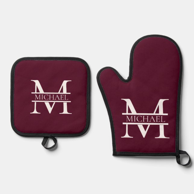 Personalized Elegant Burgundy Monogram and Name Oven Mitt & Pot Holder Set (Front)