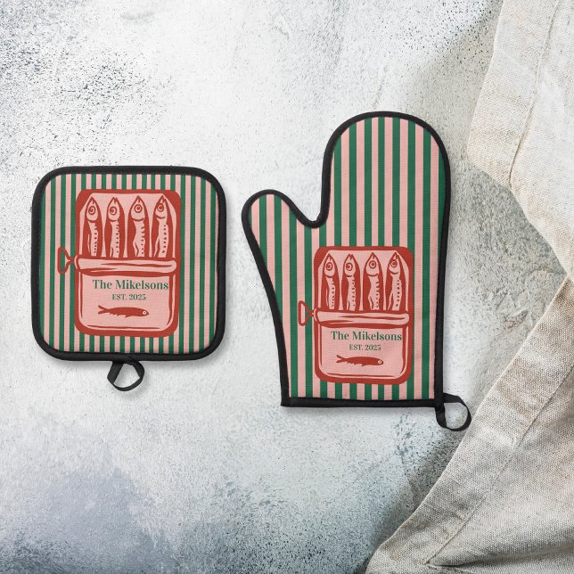 Personalized Family Retro Sardine Tin Stripes Oven Mitt & Pot Holder Set (Creator Uploaded)