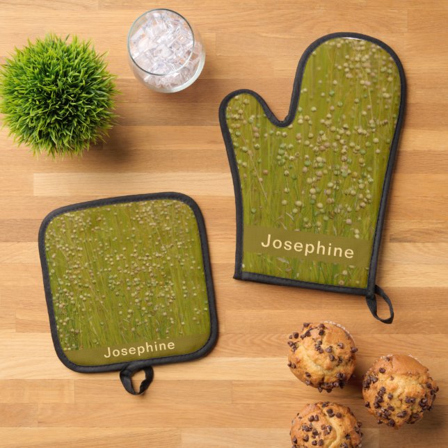 Personalized Field of Flowers Oven Mitt & Pot Holder Set (Top Down)