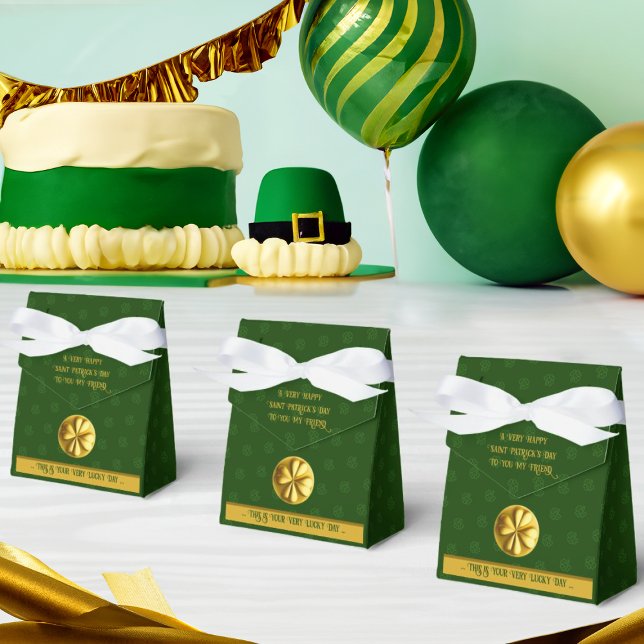 Personalized Golden Shamrock St. Patrick's Day Favor Box (Creator Uploaded)