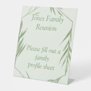 Personalized greenery theme family reunion  pedestal sign