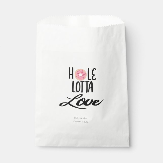 Personalized “Hole Lotta Love” Doughnut Favour Bag (Front)
