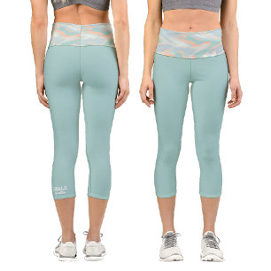 Personalized Holographic Camouflage Capri Leggings