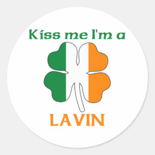 Personalized Irish Kiss Me I'm Lavin Classic Round Sticker