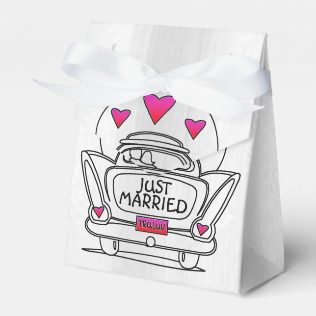 Personalized Just Married Honeymoon Car Favour Box (Front Side)