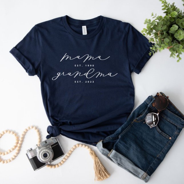 Personalized Mama/Grandma Cute Calligraphy Shirt (Creator Uploaded)