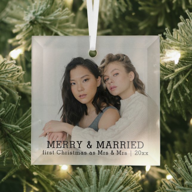 Personalized Merry And Married Christmas Glass Ornament (Insitu)