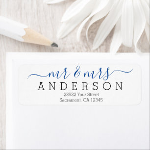 Personalized Modern Mr and Mrs Family Name Return