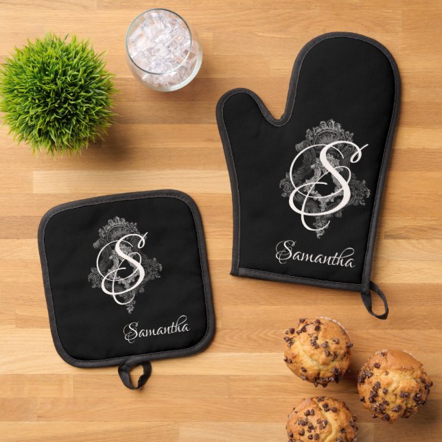 Personalized Monogram Initial  Oven Mitt & Pot Holder Set (Top Down)