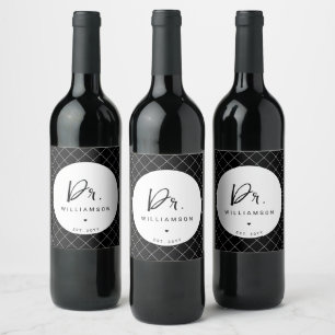 Personalized Name Dr Minimalist Doctor Graduation Wine Label