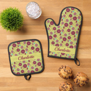 Personalized Name Trailing Flower Red on Yellow Oven Mitt & Pot Holder Set