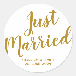 Personalized Newlywed Honeymoon Just Married Classic Round Sticker